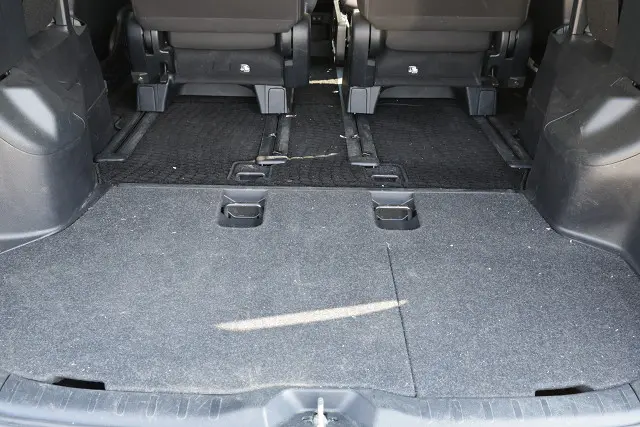 ヴォクシー 1.8 X ハイブリッド 0272494 ｜ PapaMama CAR'S