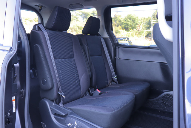 ヴォクシー 2.0 X 7人 0213544 ｜ PapaMama CAR'S ｜ カスタム